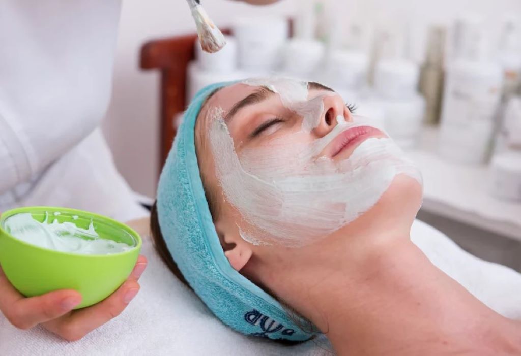 What is the best facial treatment for oily skin?