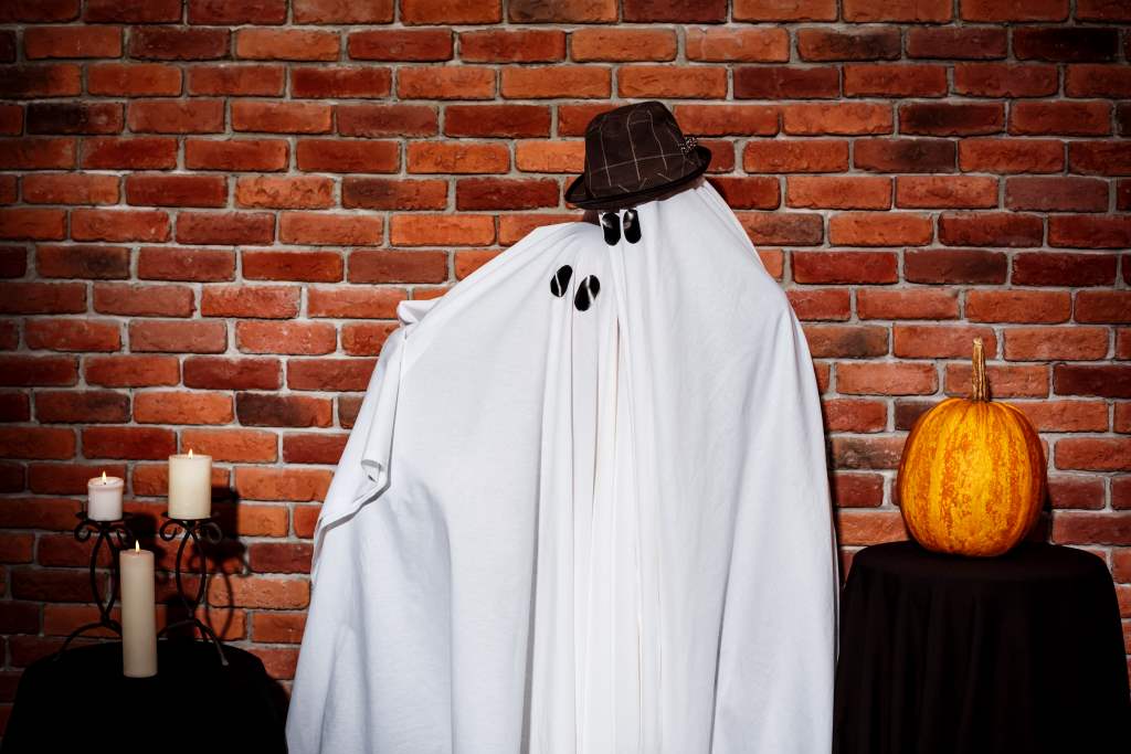 How to Make a Ghost Costume